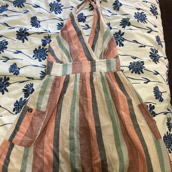 AE dress with pockets - Picture 1 of 3